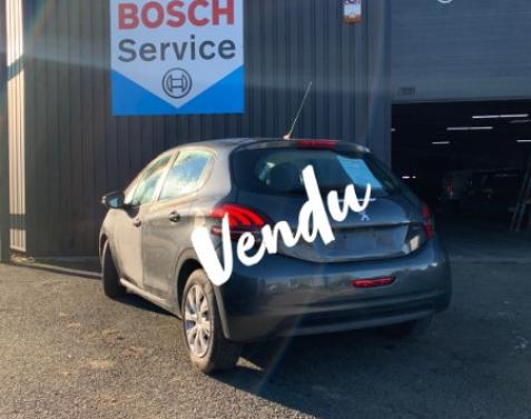 PEUGEOT 208 ALLURE 100CH BLUE HDI