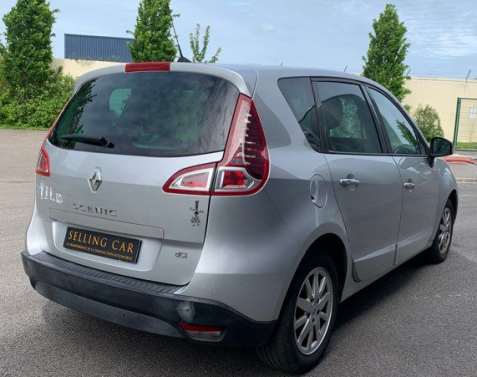 RENAULT Scenic III 1.9 dCi FAP 130 TOIT OUVRANT SEMI CUIR